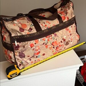 LeSportsac Patterned Women's Bag - Dimensions 24x12x15